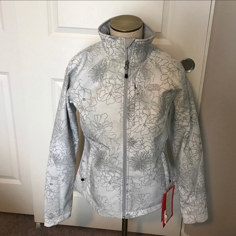 BNWT The North Face Apex Bionic Jacket